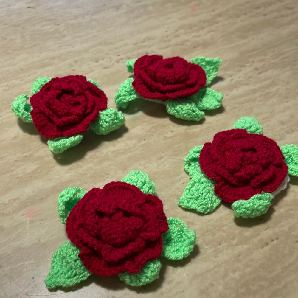 Crochet rose napkin rings
